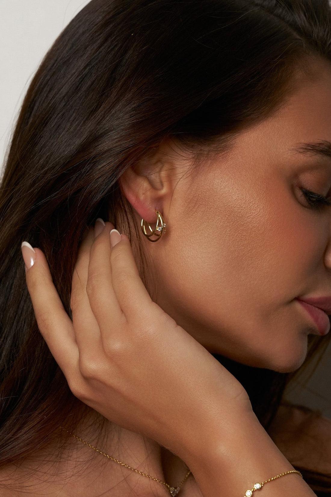 Saskia Crossover Moissanite Hoop Earrings