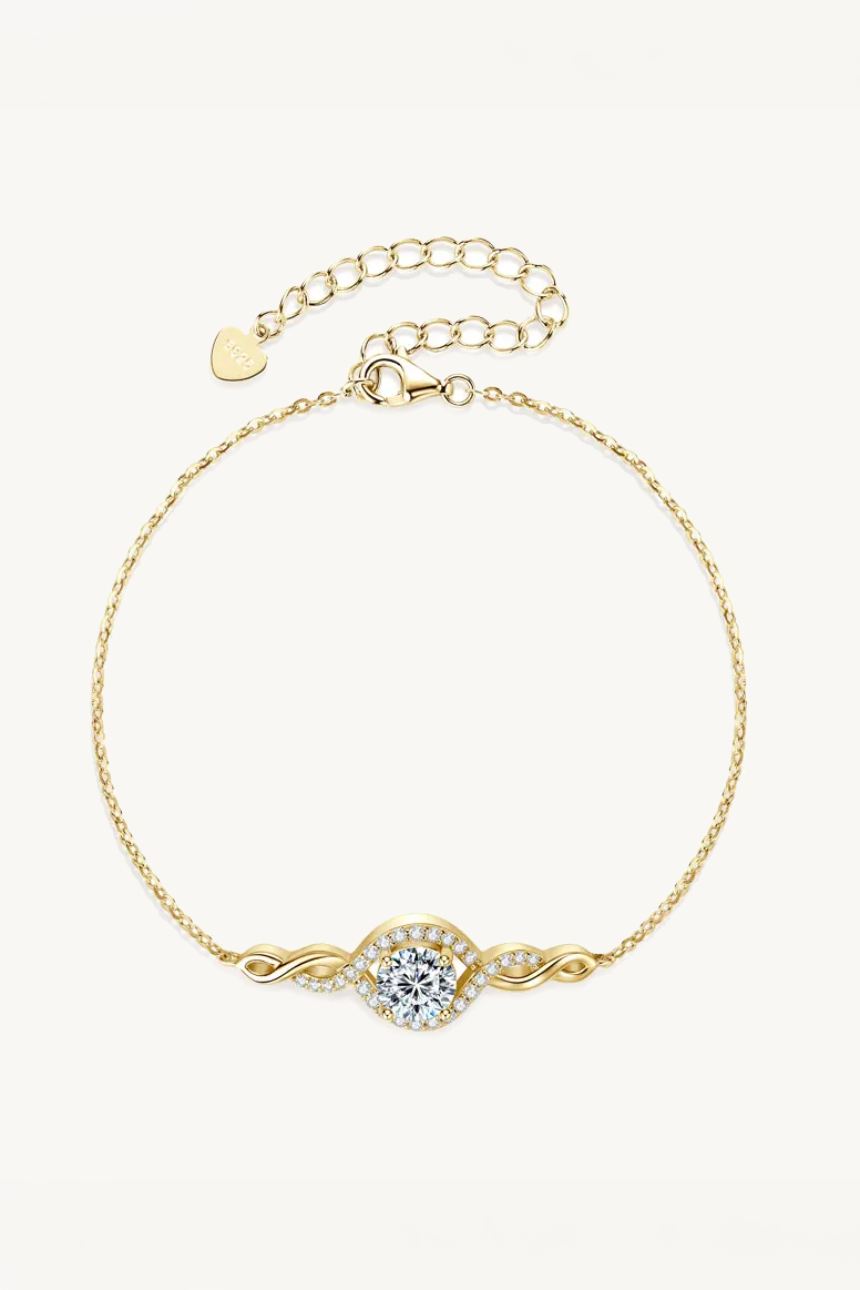 Undine Solitaire Moissanite Chain Bracelet