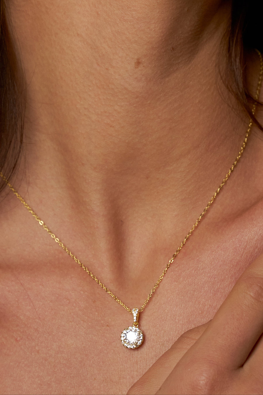 Zoe 1 ct Halo Moissanite Pendant