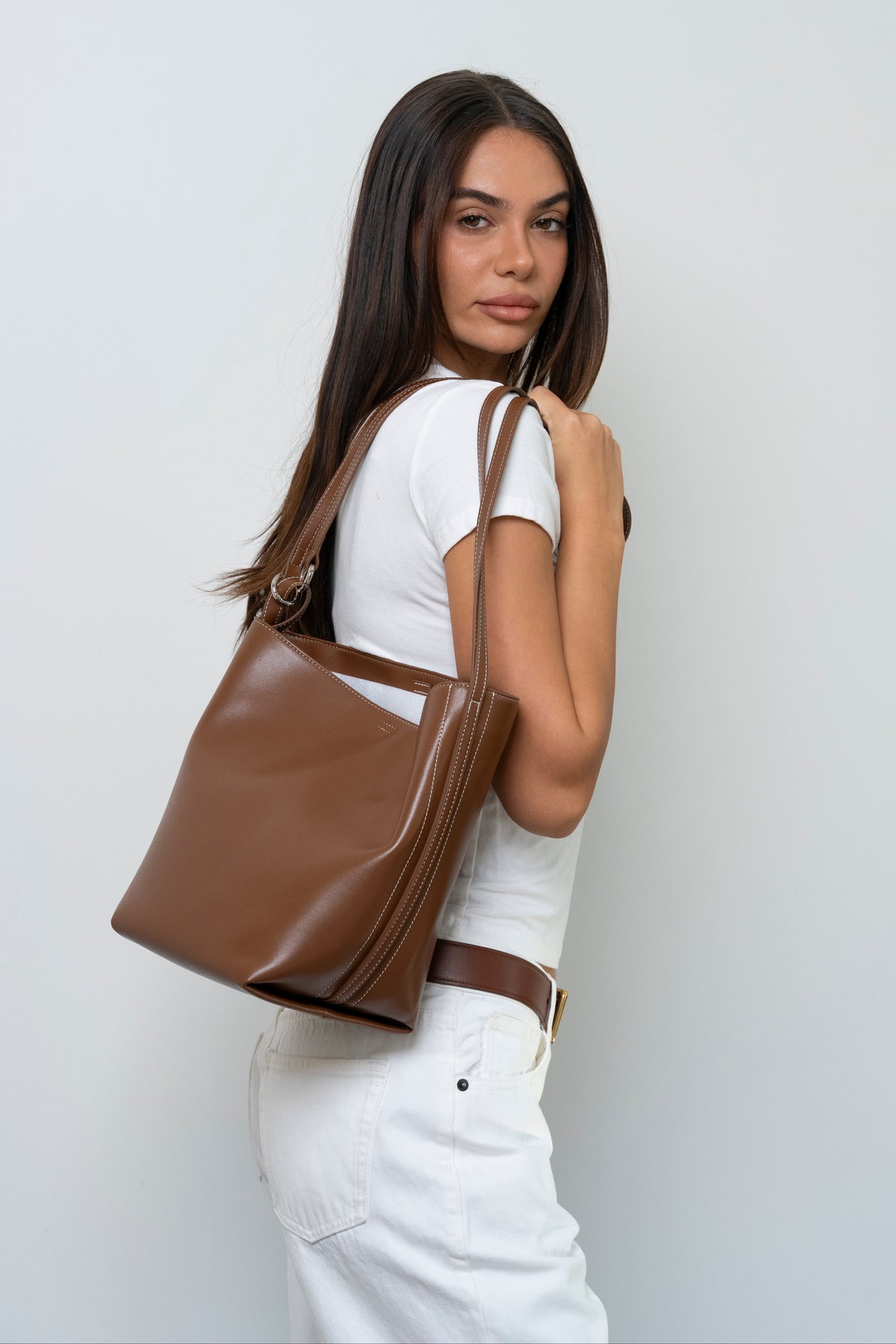 Zita Sculpted Leather Shoulder Bucket