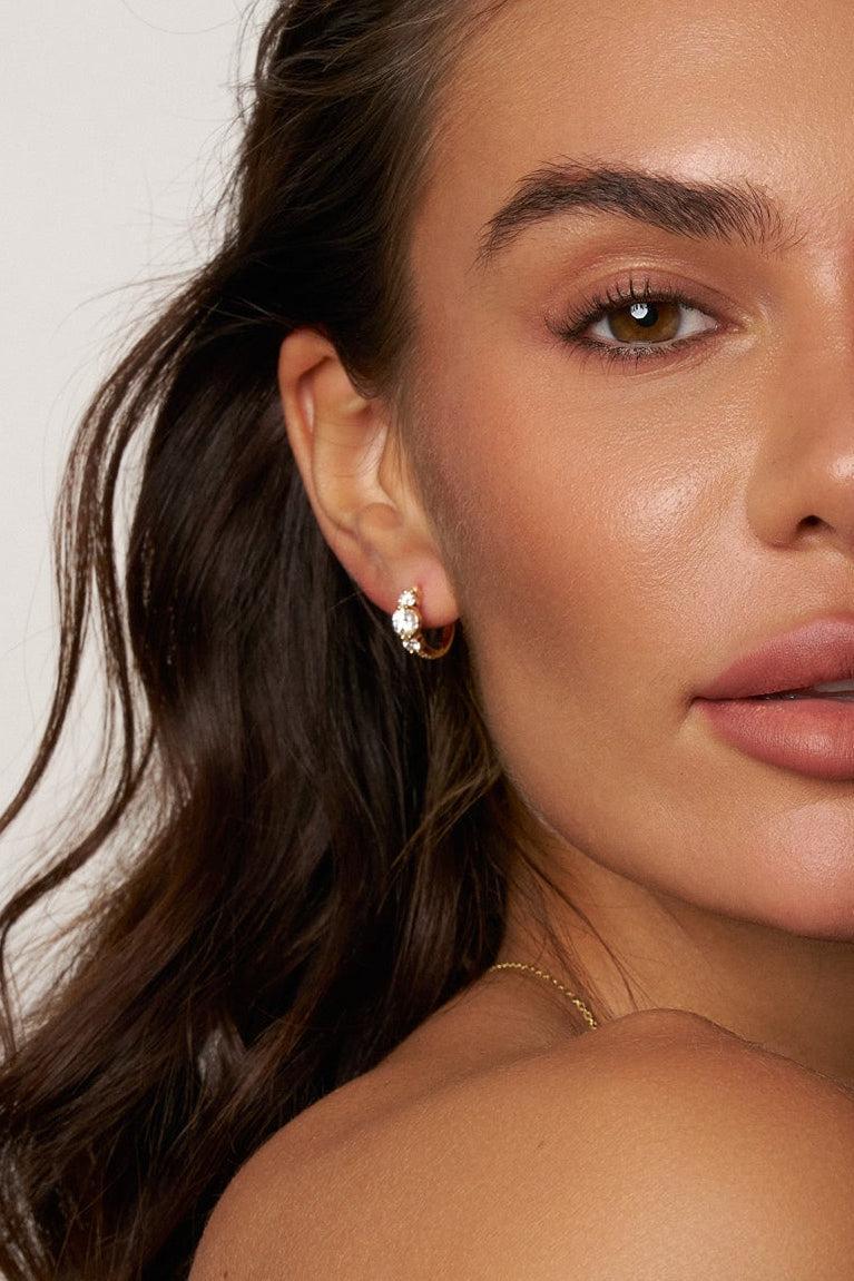 Sienna Graduated Moissanite Hoop Earrings