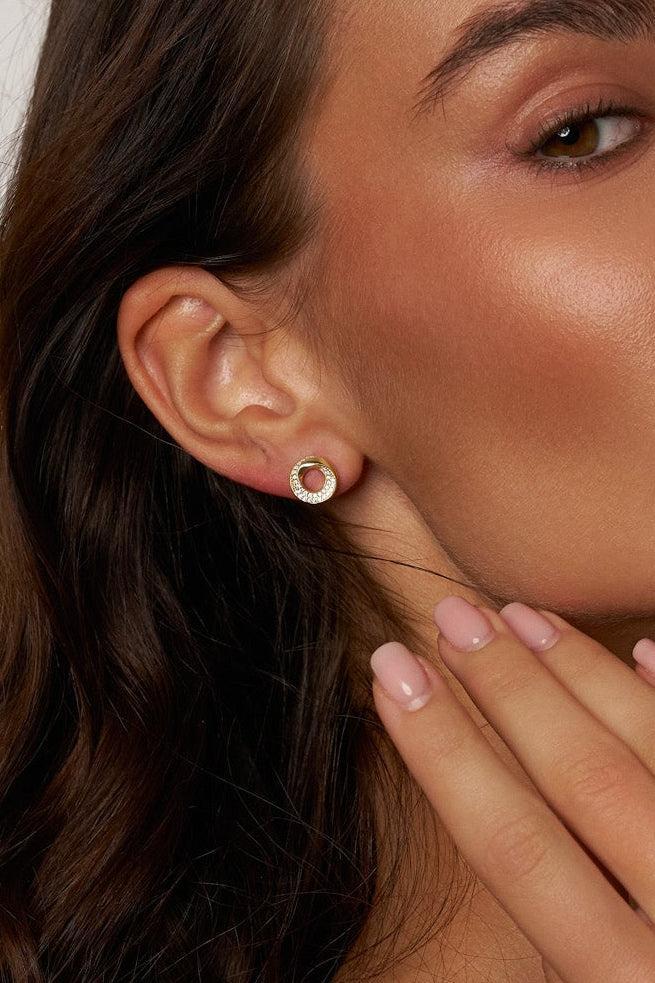 Uma Open-Circle Moissanite Studs
