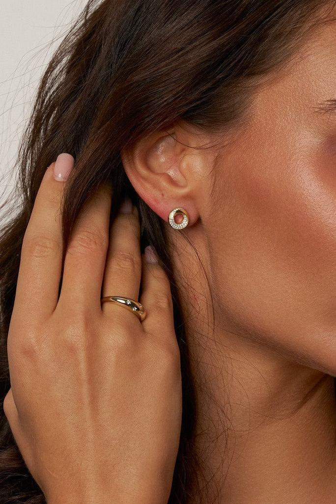 Uma Open-Circle Moissanite Studs
