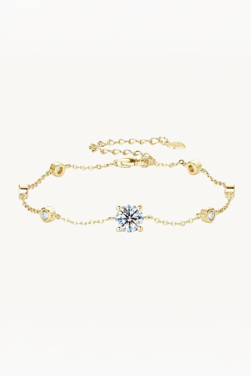 Wynne Moissanite Centerpiece Bracelet